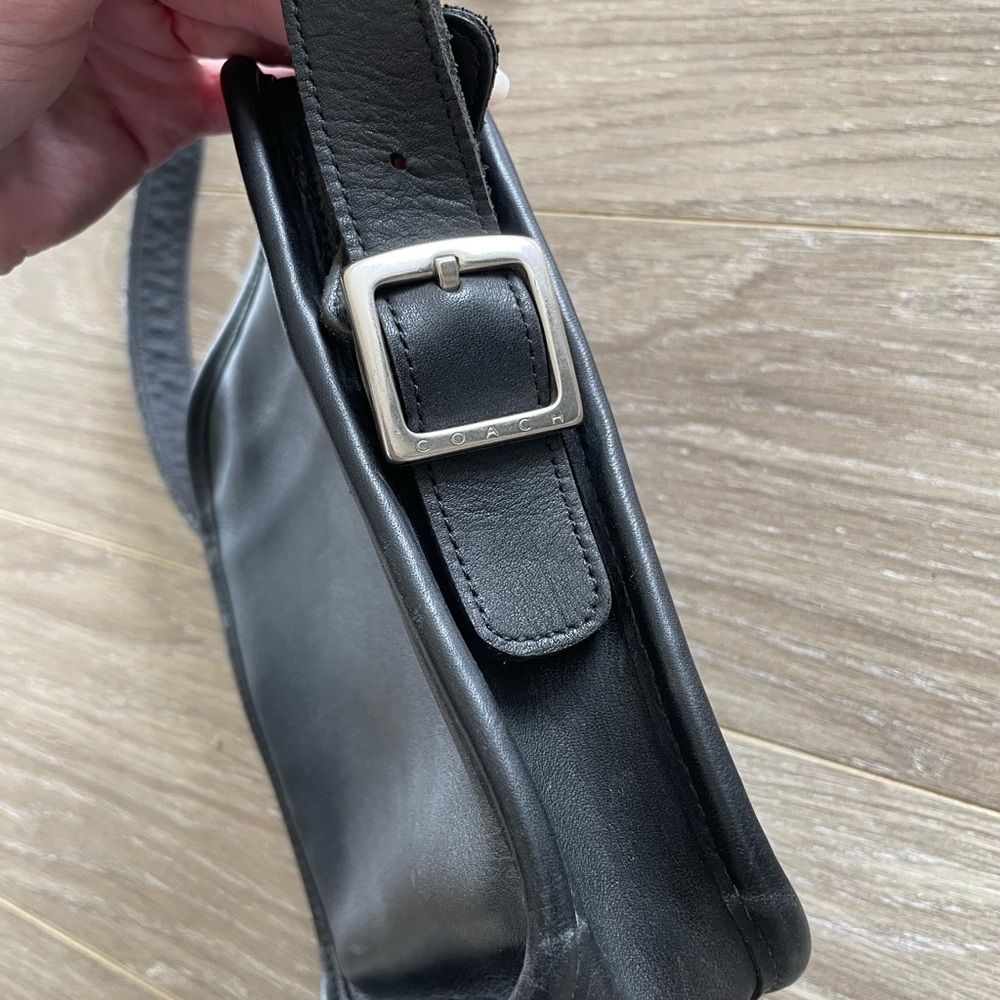 Vintage Coach 9817 Camera Crossbody Handbag Black Leather Made in USA - Picture 5 of 9